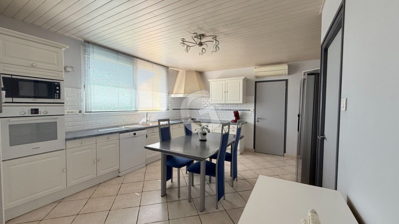 immobilier Maison à vendre Saint-Avaugourd-des-Landes 274 000 euros