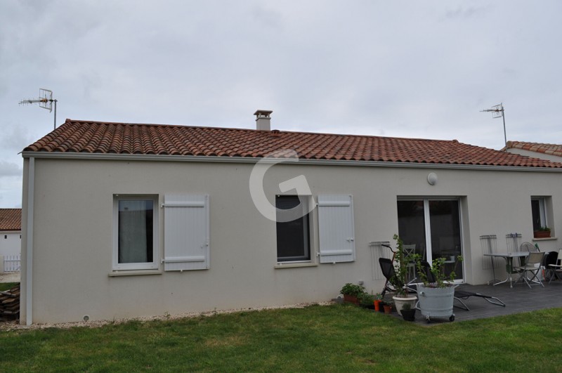 vente Maison Angles 89 m²