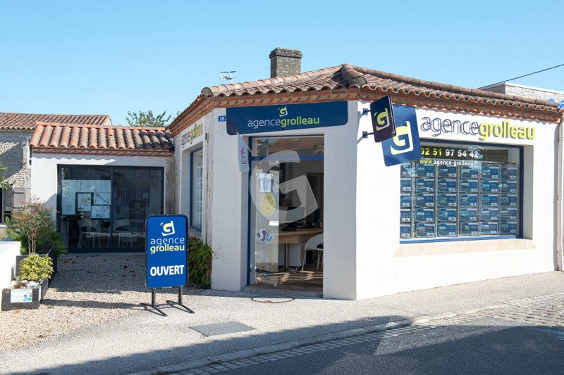 Local Commercial à vendre Angles