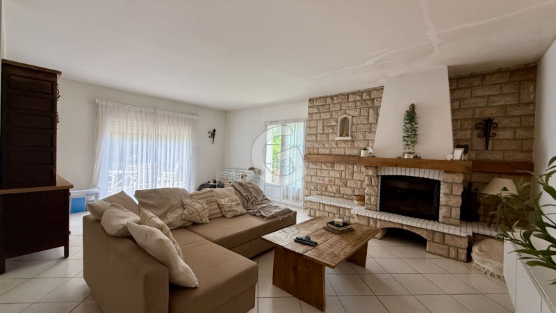 Maison à vendre 3 pièces 135 m²