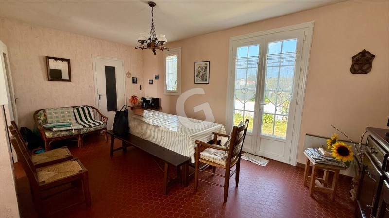 immobilier Maison à vendre Saint-Vincent-sur-Jard 220 360 euros