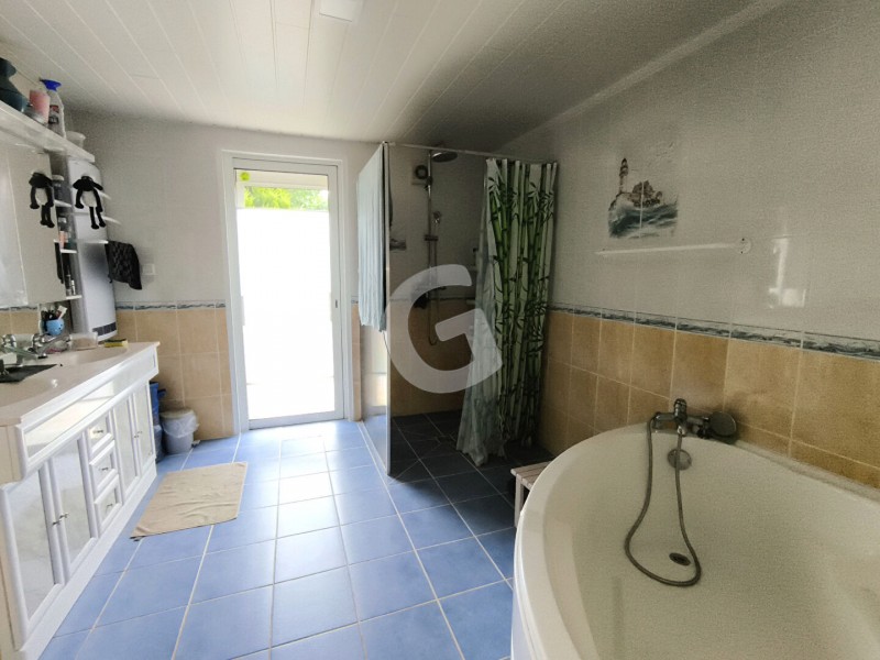 Maison à vendre 8 pièces 202 m²