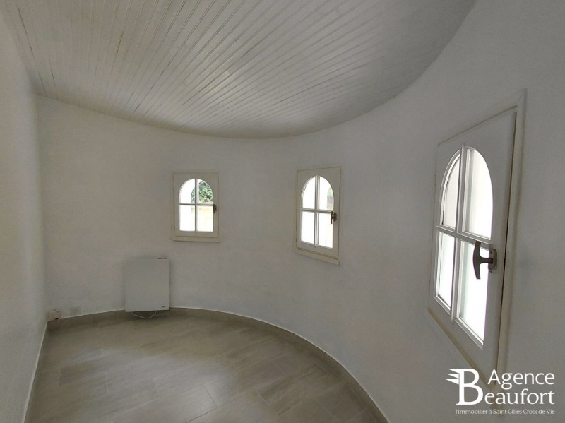 immobilier Maison à vendre L'Aiguillon-sur-Vie 369 990 euros