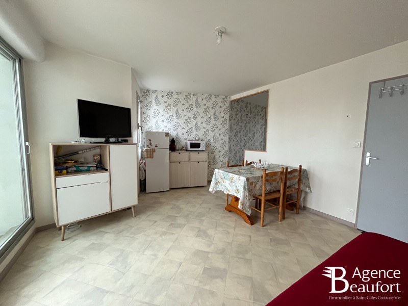 immobilier Appartement à vendre Saint-Gilles-Croix-de-Vie 207 675 euros