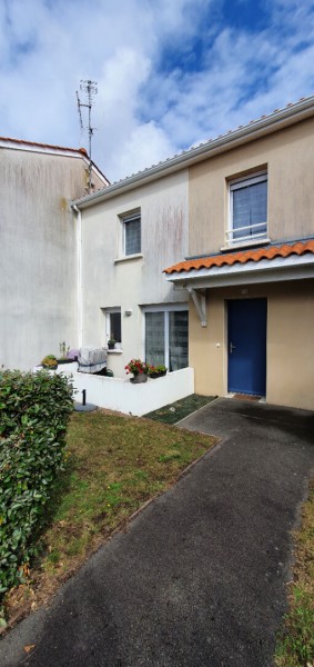 vente Maison Le Fenouiller 56 m²