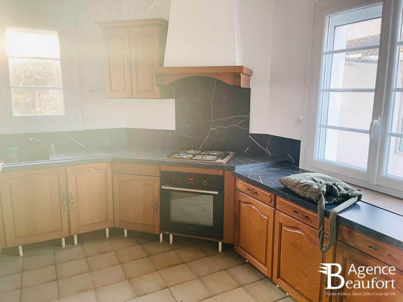 immobilier Maison à vendre Le Fenouiller 1 300 euros