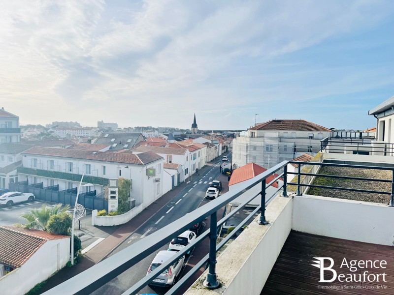 immobilier Appartement à vendre Saint-Gilles-Croix-de-Vie 1 360 euros