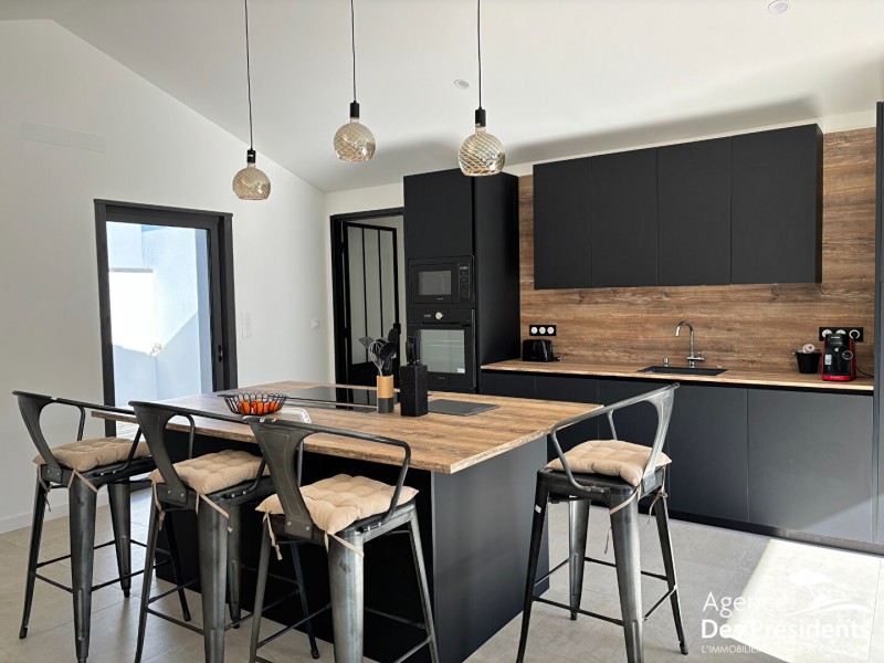 Maison à vendre 5 pièces 149 m²