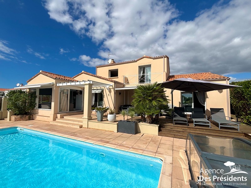 Maison à vendre 5 pièces 166 m²