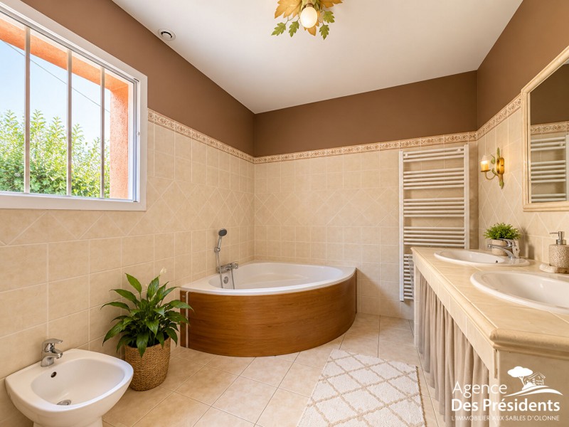 vente Maison Les Sables-d'Olonne 143 m²