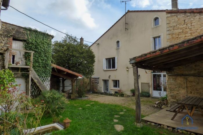 immobilier Maison à vendre Chantonnay 257 250 euros