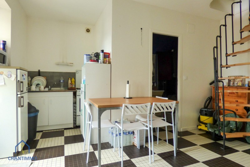 Immeuble à vendre 238 m²