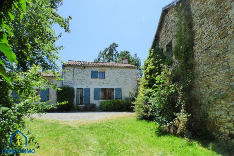 achat vente Maison 6 pièces 193 m² vendée