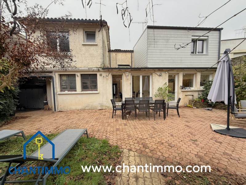 Maison à vendre 8 pièces 269 m²