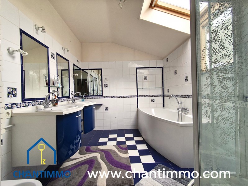 Maison à vendre 5 pièces 200 m²