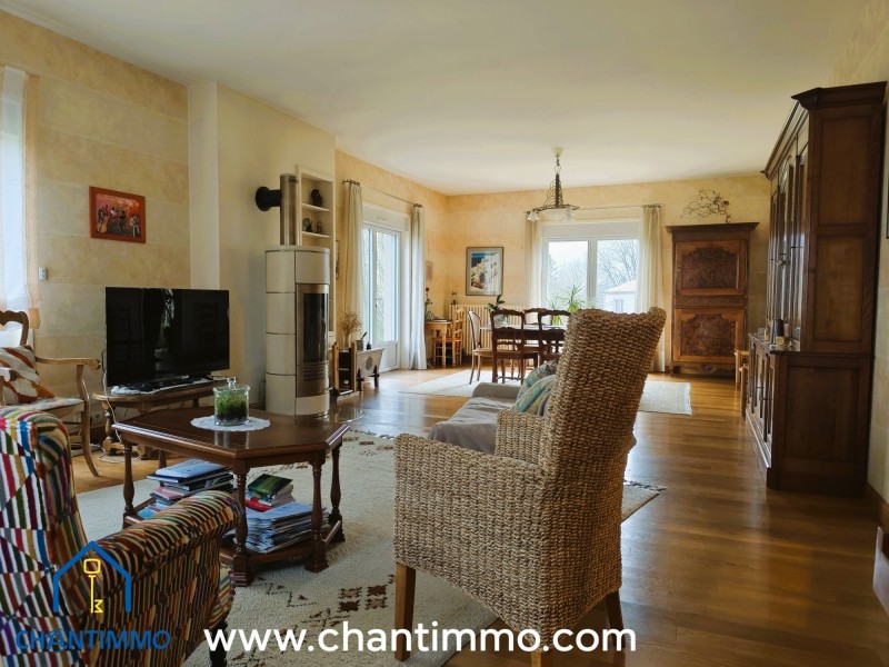 Maison à vendre 10 pièces 224 m²