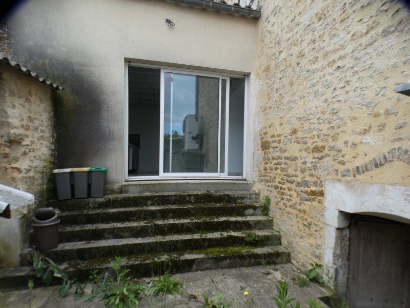 vente Immeuble Sainte-Hermine 167 m²