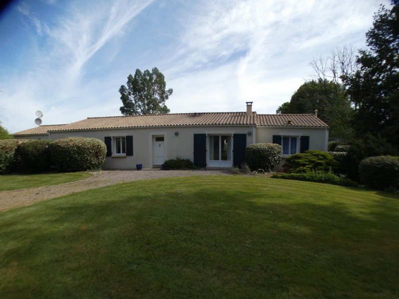 achat vente Maison 15 pièces 348 m² vendée