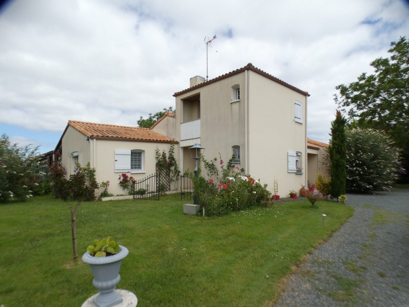 vente Maison Sainte-Hermine 144 m²