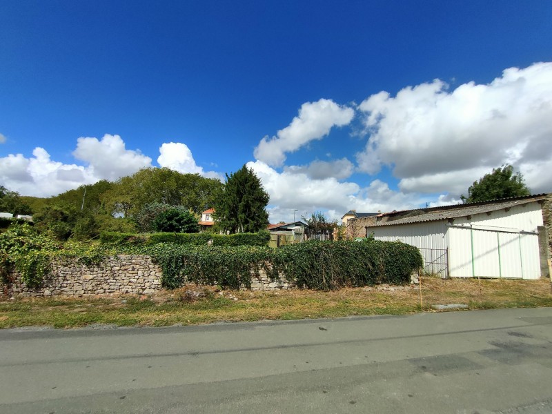 immobilier Terrain à vendre Sainte-Hermine 35 200 euros