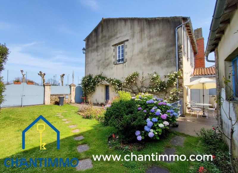vente Maison Sainte-Hermine 181 m²