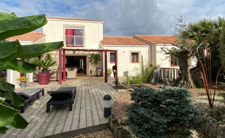 vente Maison Coëx 258 m²