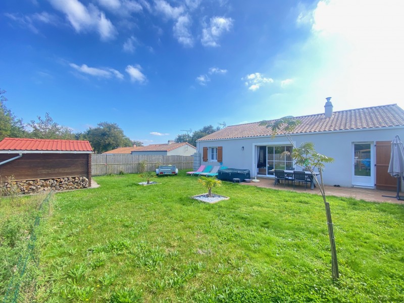 vente Maison Saint-Julien-des-Landes 100 m²