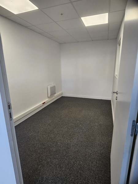 immobilier Local Commercial à vendre Coëx 800 euros