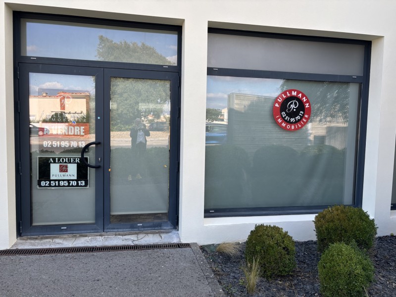 achat vente Divers 136 m² vendée