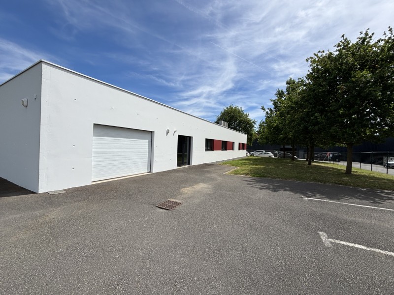 achat vente Local 313 m² vendée