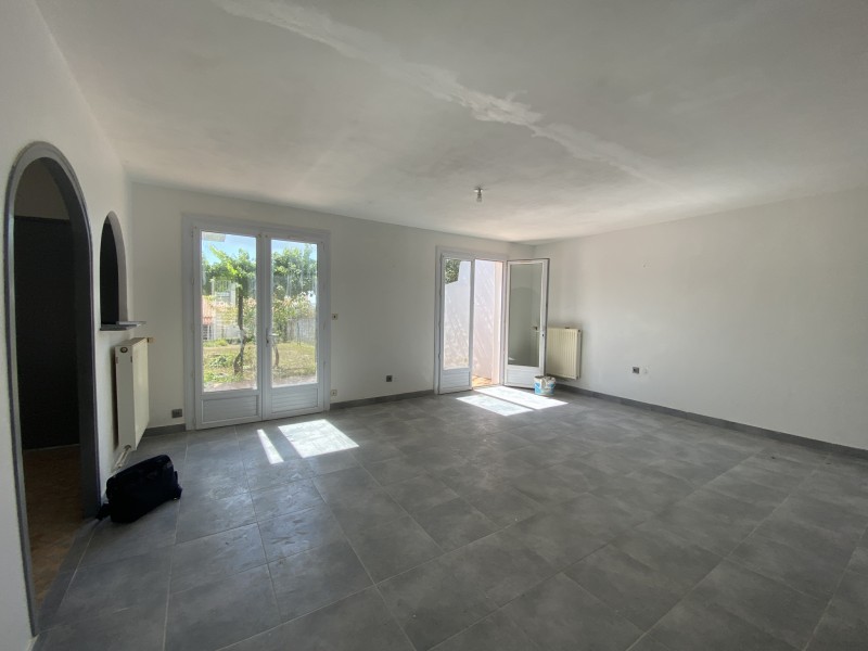 immobilier Maison à vendre Brem-sur-Mer 241 270 euros