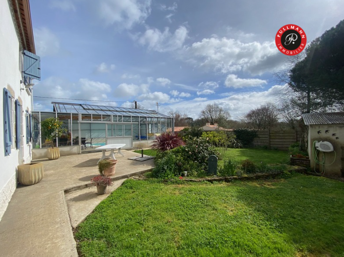 immobilier Maison à vendre La Chapelle-Hermier 286 000 euros