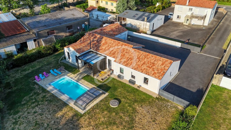 immobilier Maison à vendre Coëx 549 000 euros