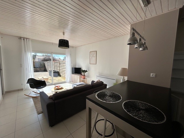 immobilier Maison à vendre Coëx 690 euros