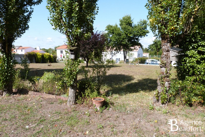 vente Terrain Le Fenouiller 411 m²