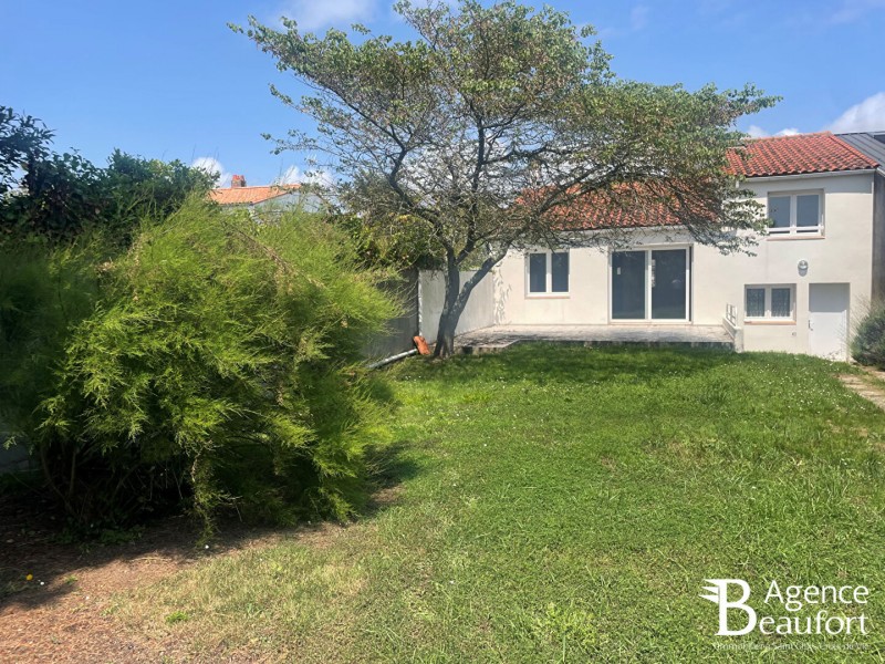 immobilier Maison à vendre Saint-Gilles-Croix-de-Vie 325 500 euros