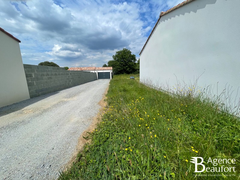 vente Terrain Saint-Maixent-sur-Vie 880 m²