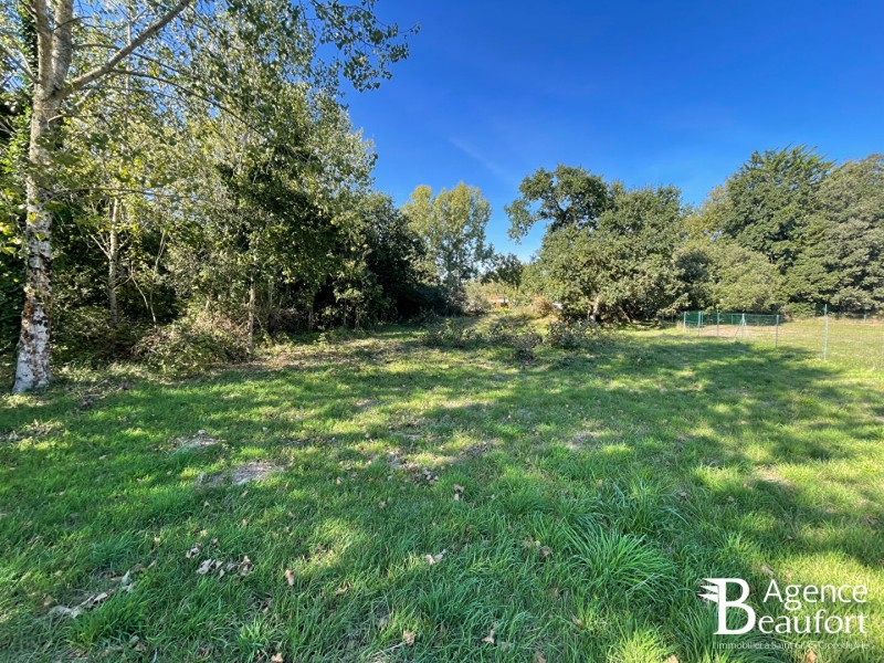 vente Terrain Saint-Hilaire-de-Riez 1251 m²