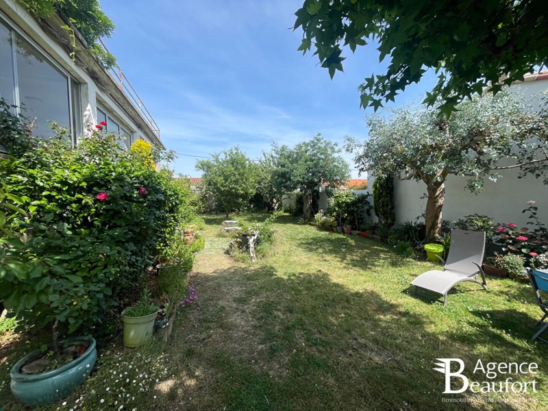 Maison à vendre 10 pièces 231 m²
