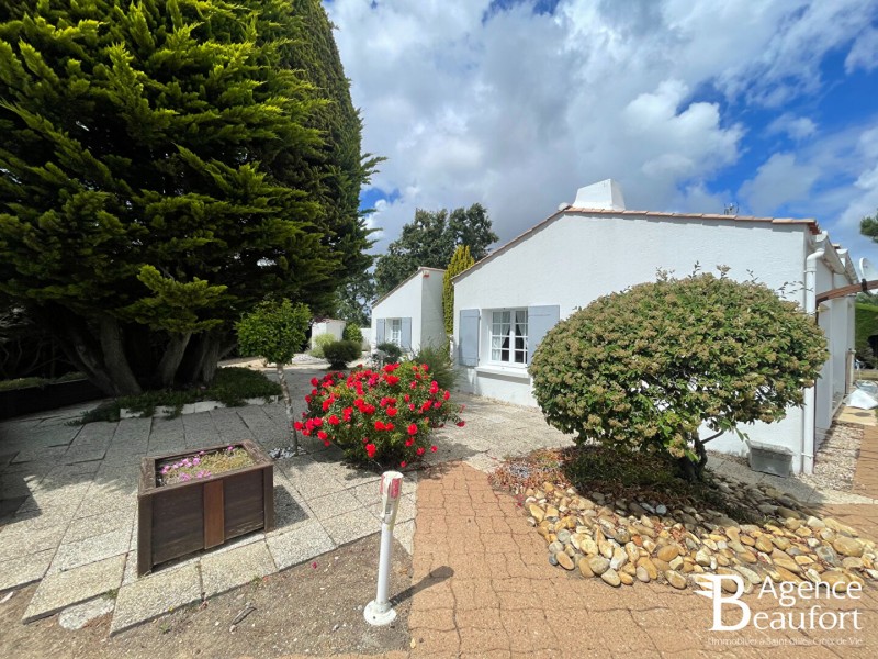 immobilier Maison à vendre La Chaize-Giraud 318 000 euros