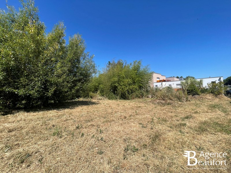 immobilier Terrain à vendre Saint-Gilles-Croix-de-Vie 265 000 euros