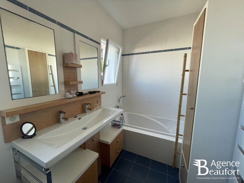 Maison à vendre 6 pièces 200 m²