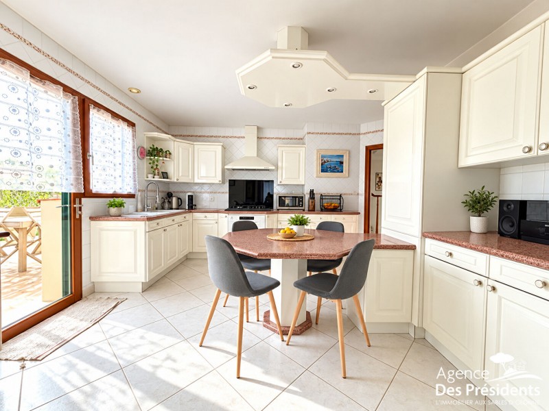 achat vente Maison 8 pièces 257 m² vendée