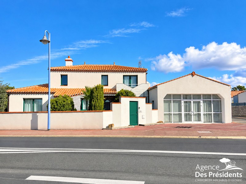achat vente Maison 8 pièces 257 m² vendée