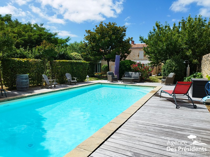 achat vente Maison 9 pièces 319 m² vendée