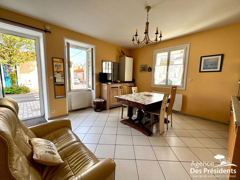 immobilier Maison à vendre Les Sables-d'Olonne 280 900 euros