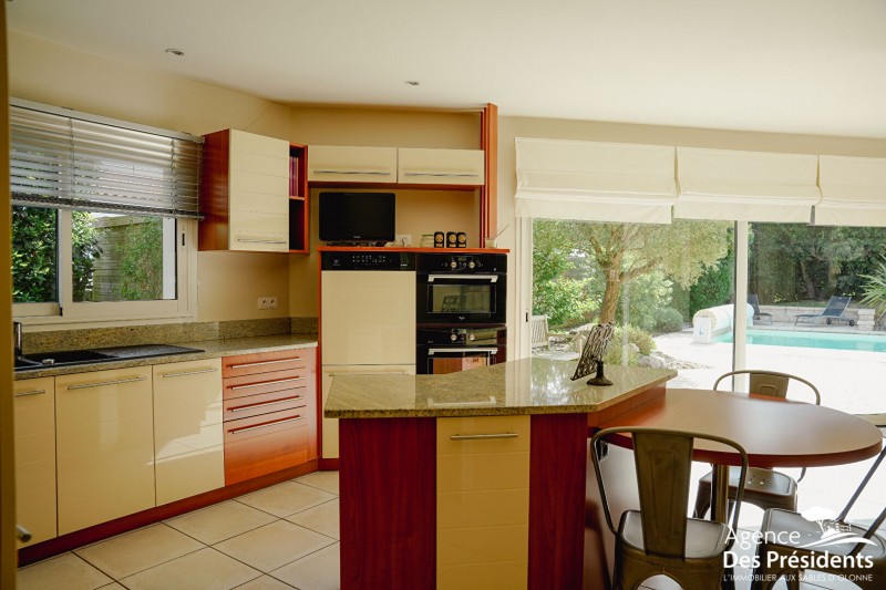 Maison à vendre 8 pièces 234 m²