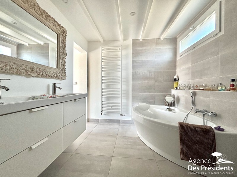 immobilier Maison à vendre Les Sables-d'Olonne 769 900 euros